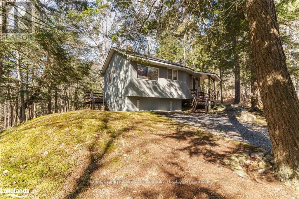 32 Maple Leaf Drive, Huntsville, Ontario P1H 2J2 - Photo 25 - X12154256