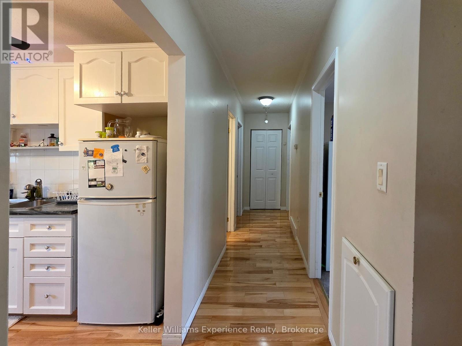 26 Walter Street, Huntsville, Ontario  P1H 1W2 - Photo 12 - X12154280