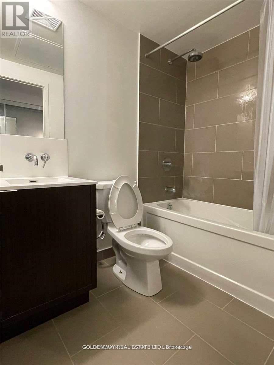 2211 - 100 Harbour Street, Toronto, Ontario  M5J 2T5 - Photo 11 - C12154180