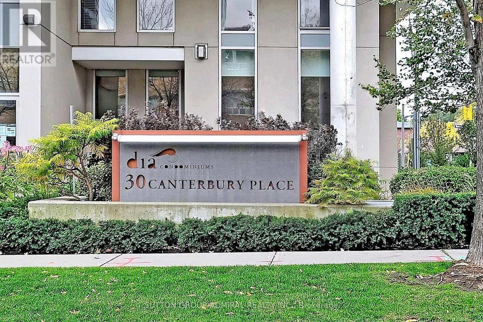 205 - 30 Canterbury Place, Toronto, Ontario  M2N 0B9 - Photo 2 - C12154212
