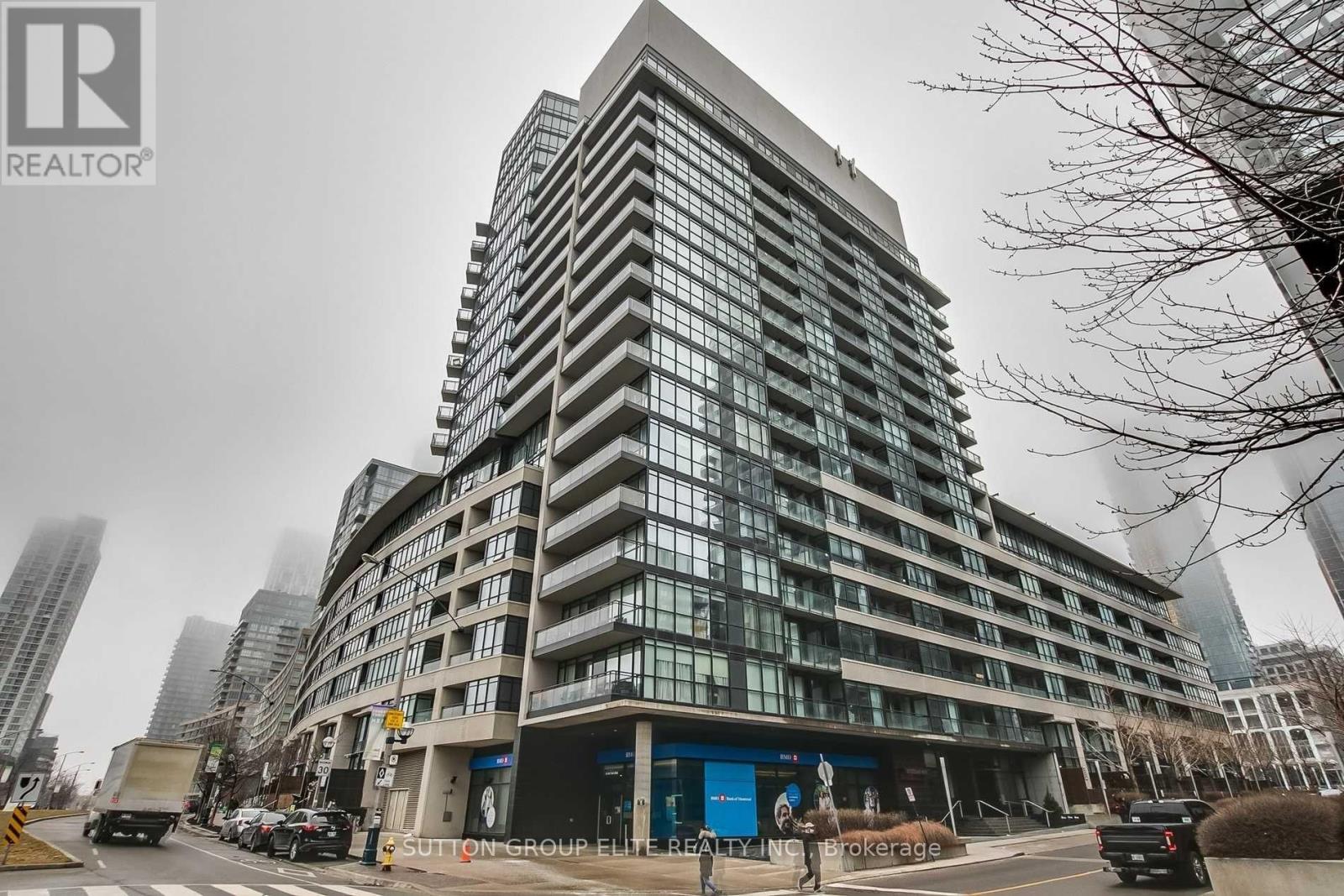 910 - 8 Telegram Mews, Toronto, Ontario  M5V 3Z5 - Photo 1 - C12154233