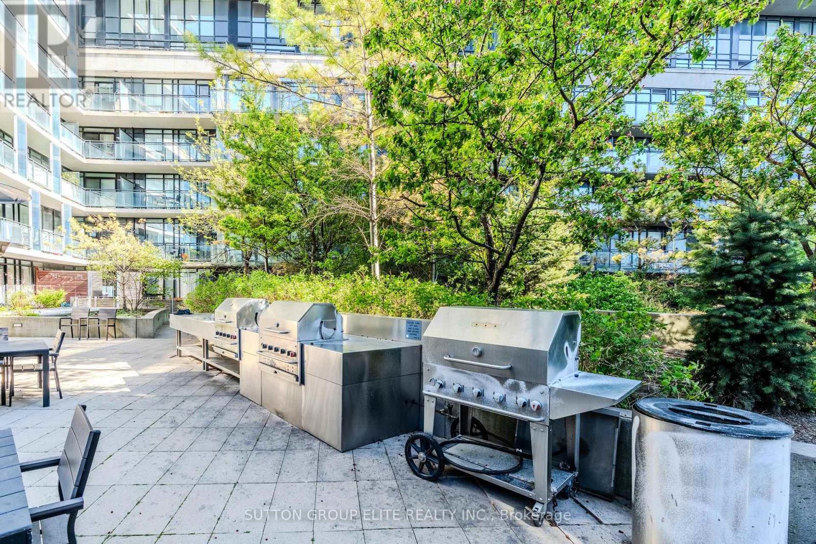910 - 8 Telegram Mews, Toronto, Ontario  M5V 3Z5 - Photo 16 - C12154233