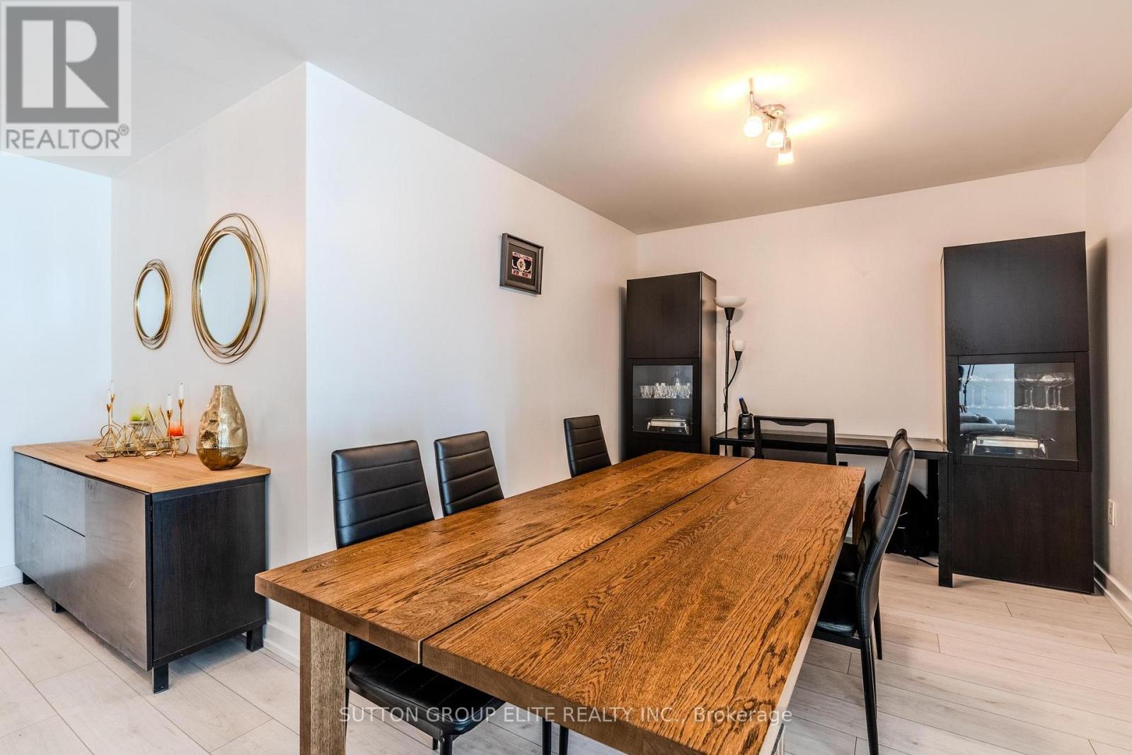 910 - 8 Telegram Mews, Toronto, Ontario  M5V 3Z5 - Photo 30 - C12154233