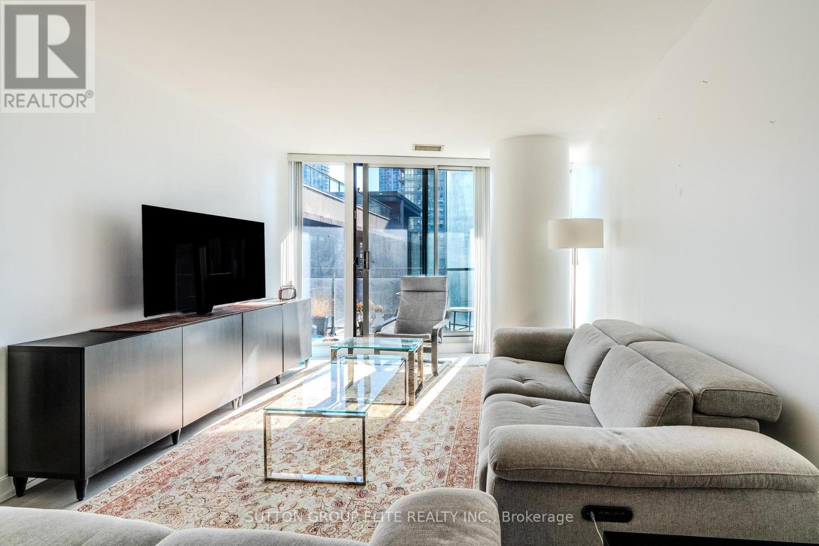 910 - 8 Telegram Mews, Toronto, Ontario  M5V 3Z5 - Photo 34 - C12154233