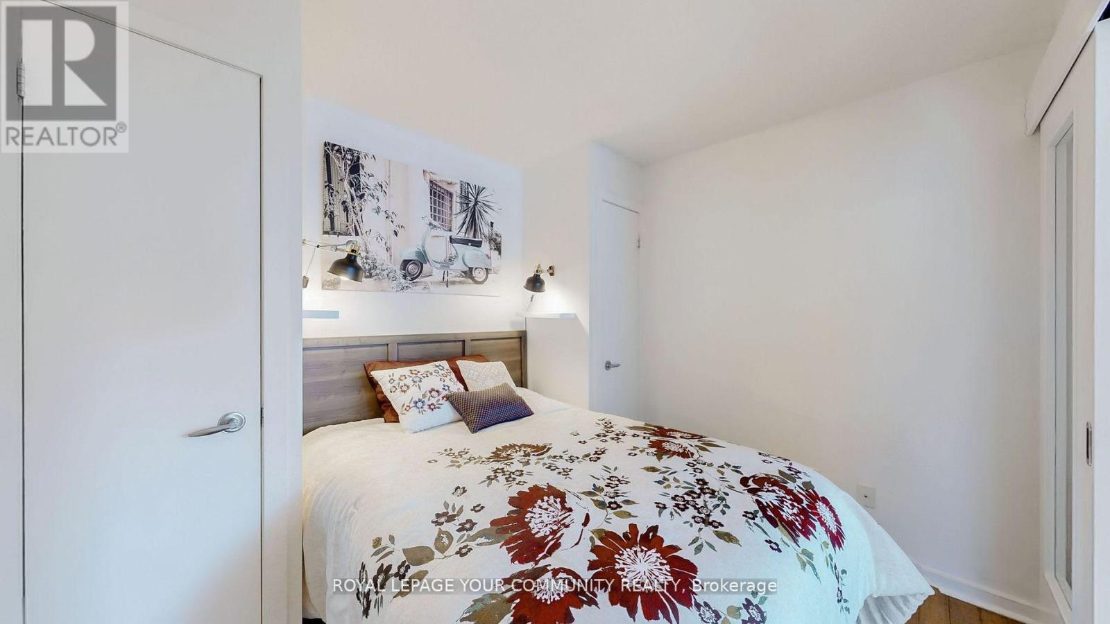 1813 - 208 Queens Quay W, Toronto (Waterfront Communities), Ontario  M5J 2Y5 - Photo 10 - C12154237