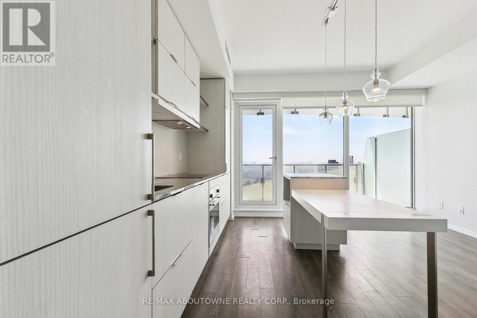 3811 - 197 Yonge Street, Toronto, Ontario  M5B 0C1 - Photo 20 - C12154242