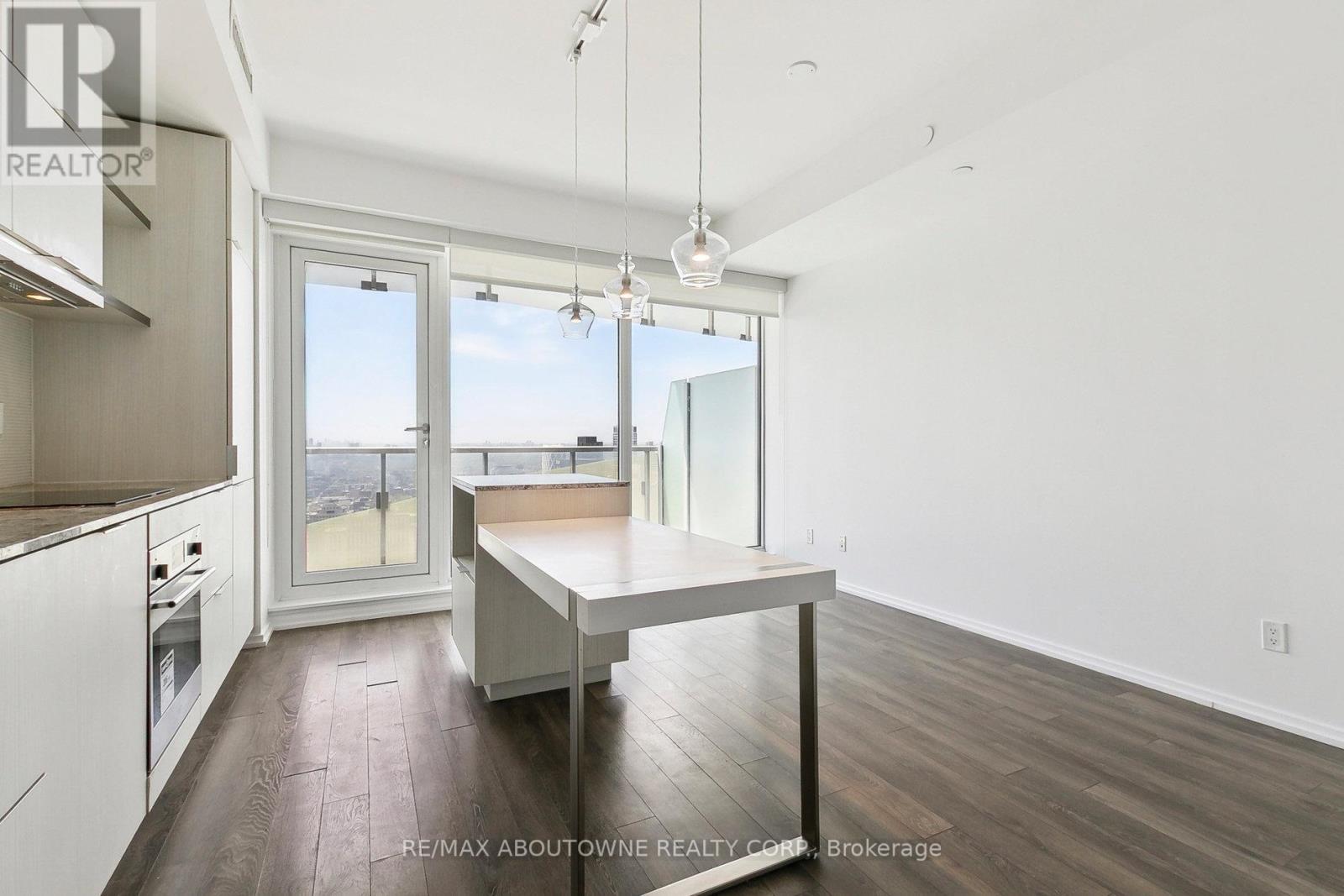 3811 - 197 Yonge Street, Toronto, Ontario  M5B 0C1 - Photo 23 - C12154242