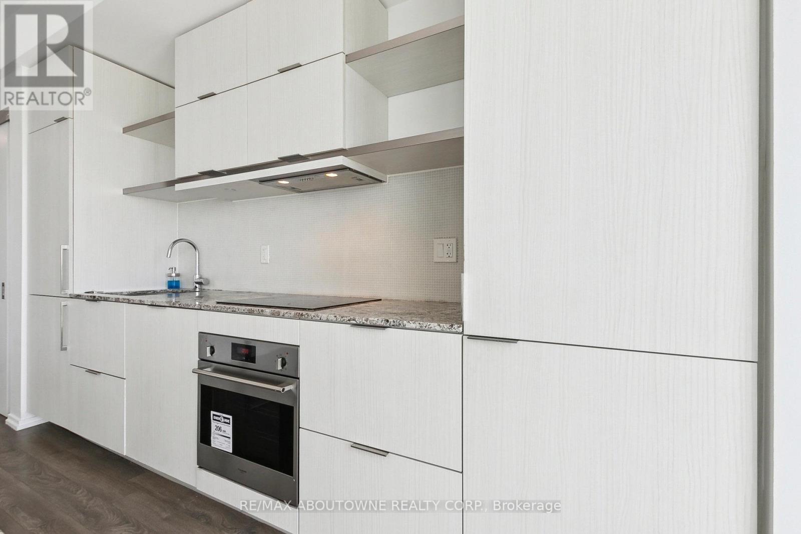 3811 - 197 Yonge Street, Toronto, Ontario  M5B 0C1 - Photo 28 - C12154242