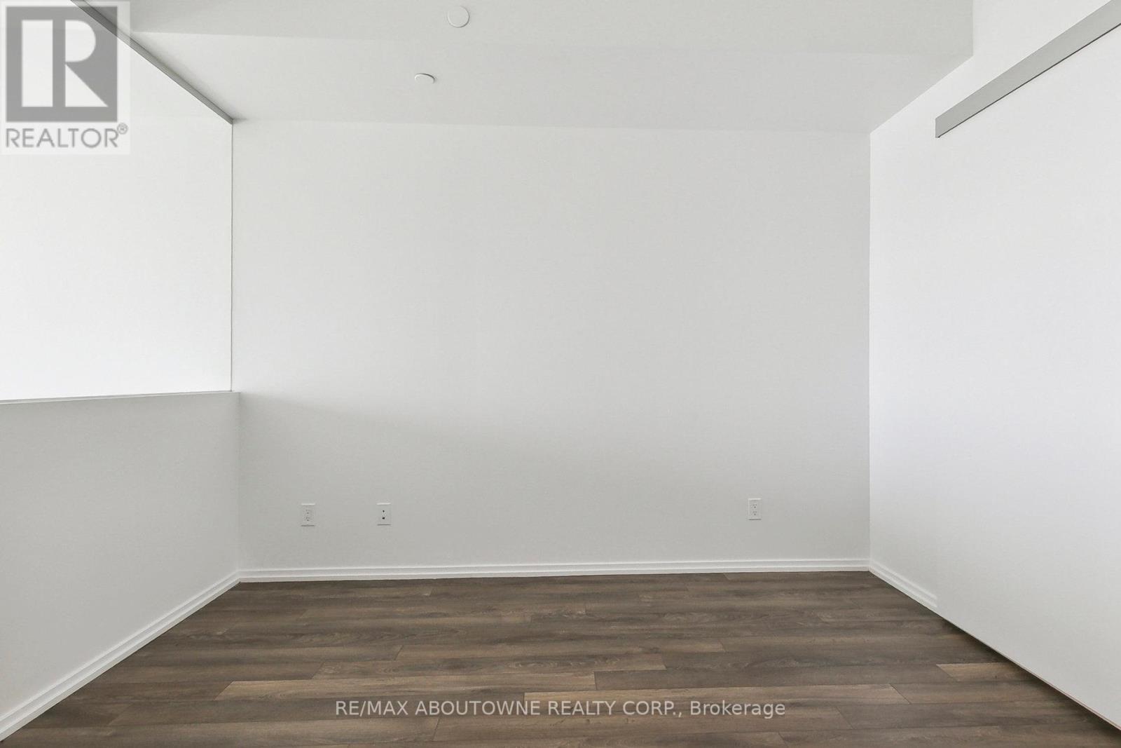 3811 - 197 Yonge Street, Toronto, Ontario  M5B 0C1 - Photo 35 - C12154242
