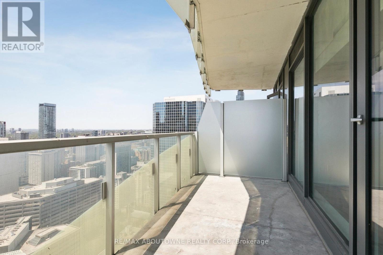 3811 - 197 Yonge Street, Toronto, Ontario  M5B 0C1 - Photo 42 - C12154242