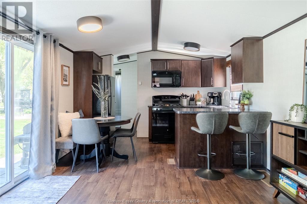981 County Road 2 Unit# 537, Lakeshore, Ontario  N0R 1A0 - Photo 6 - 25011881