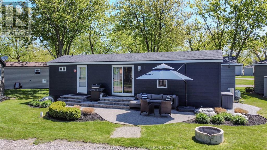 981 County Road 2 Unit# 537, Lakeshore, Ontario  N0R 1A0 - Photo 1 - 25011881