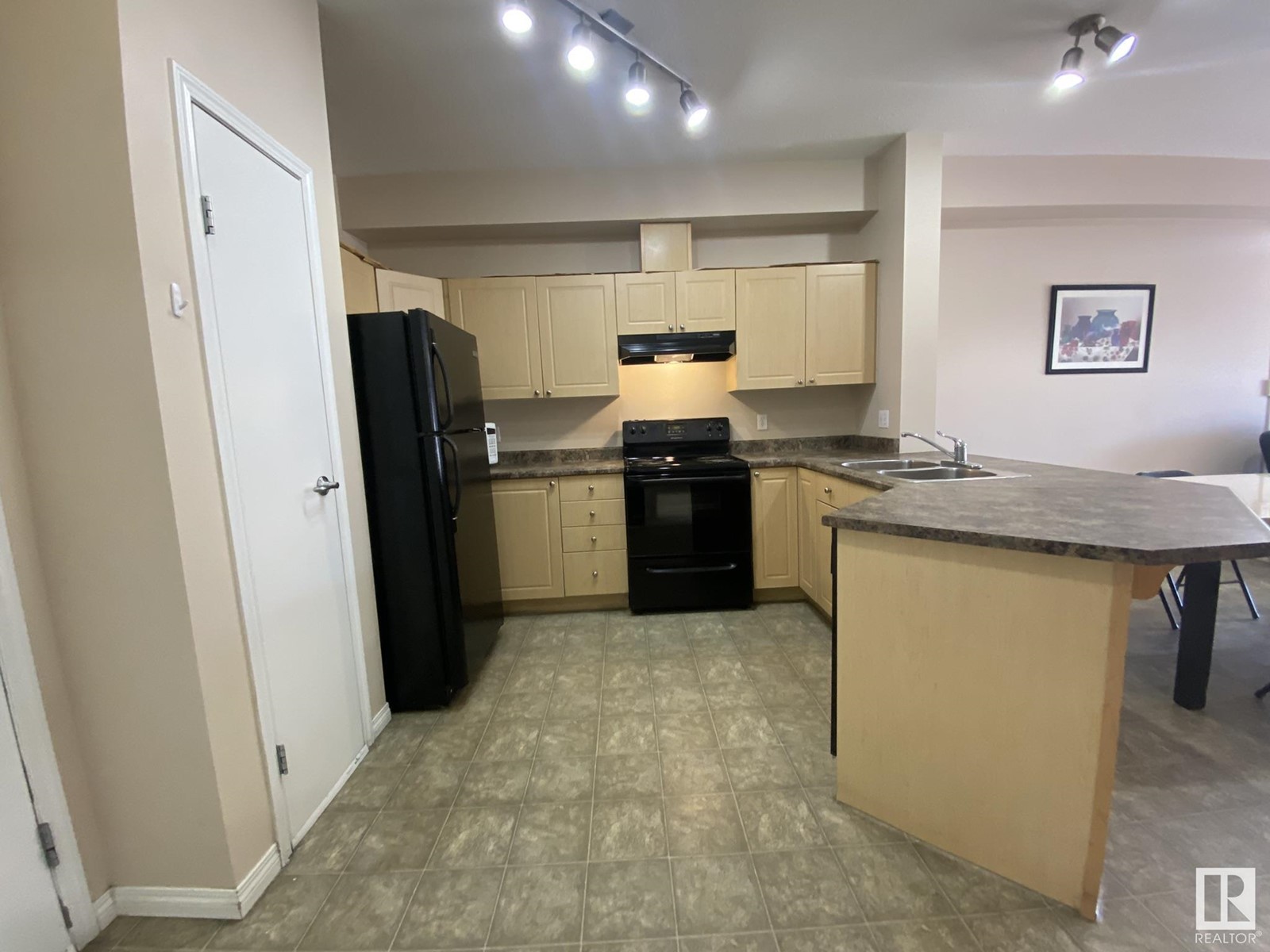 #219 4304 139 Av Nw, Edmonton, Alberta  T5Y 0H6 - Photo 5 - E4429567