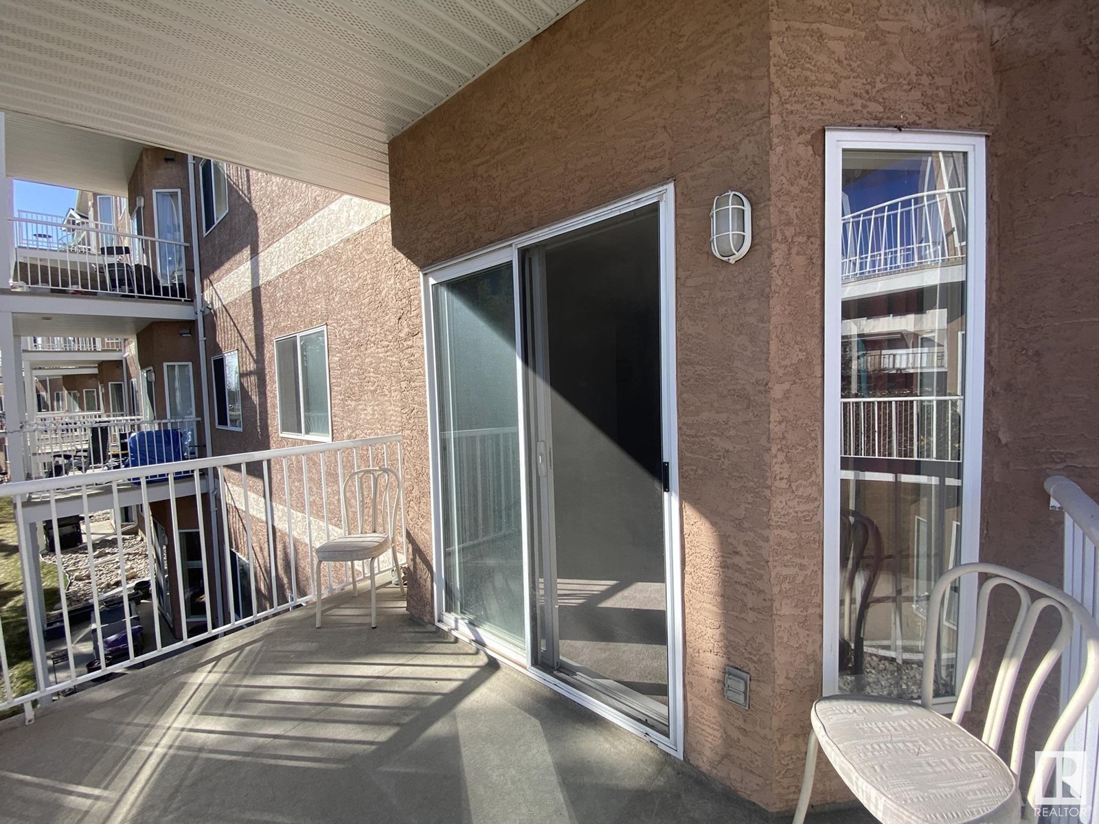 Property at #219 4304 139 AV NW image 1