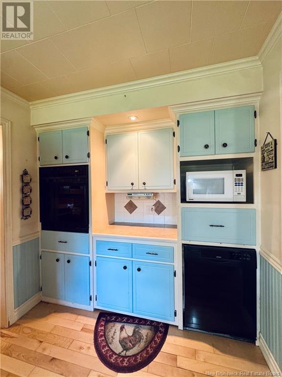 Property at 7 Craigville Road image 5