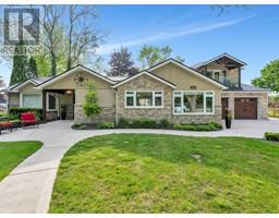 451 ARLINGTON BOULEVARD, Tecumseh, Ontario