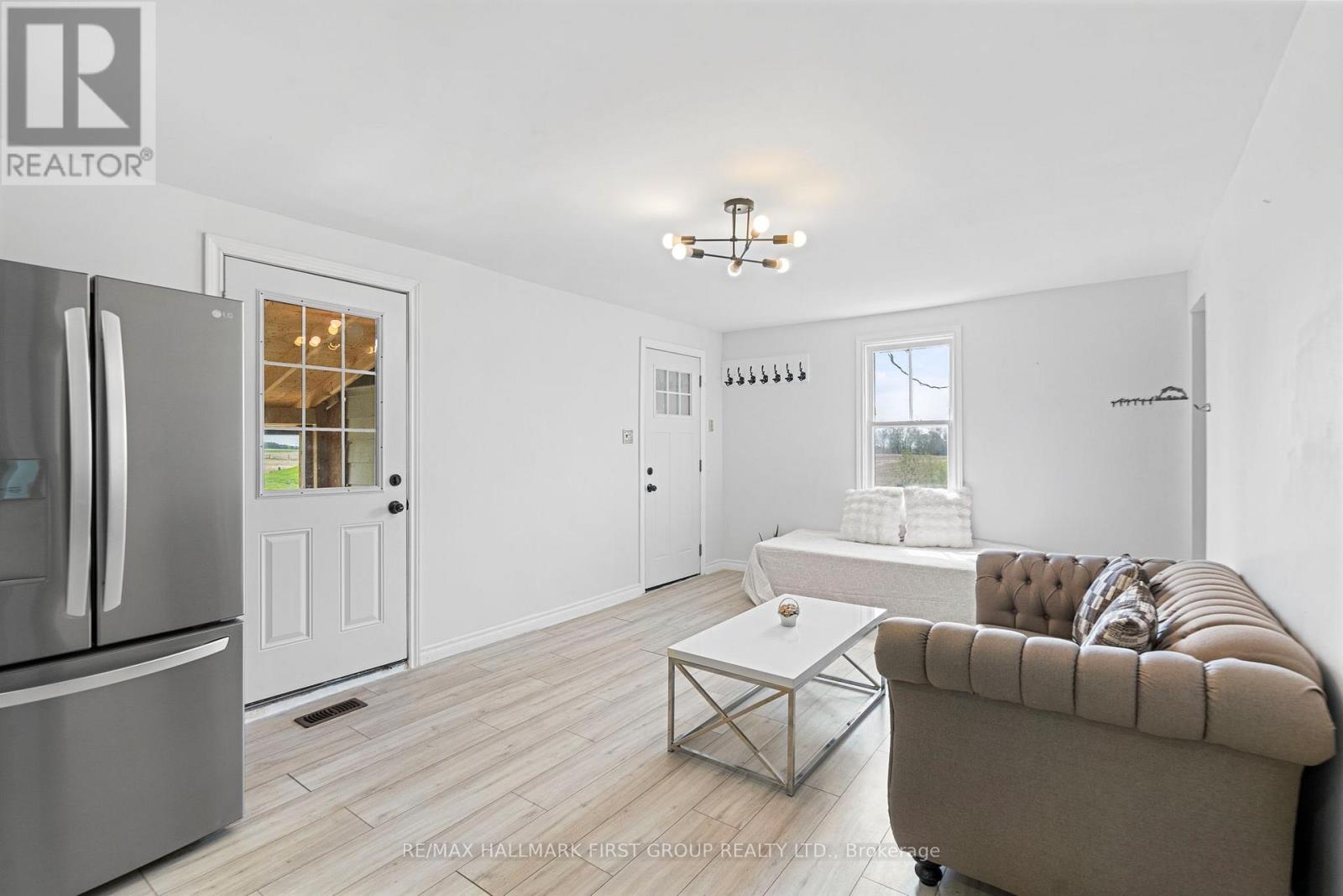 10239 Cochrane Road, Clarington, Ontario  L0B 1B0 - Photo 10 - E12154181