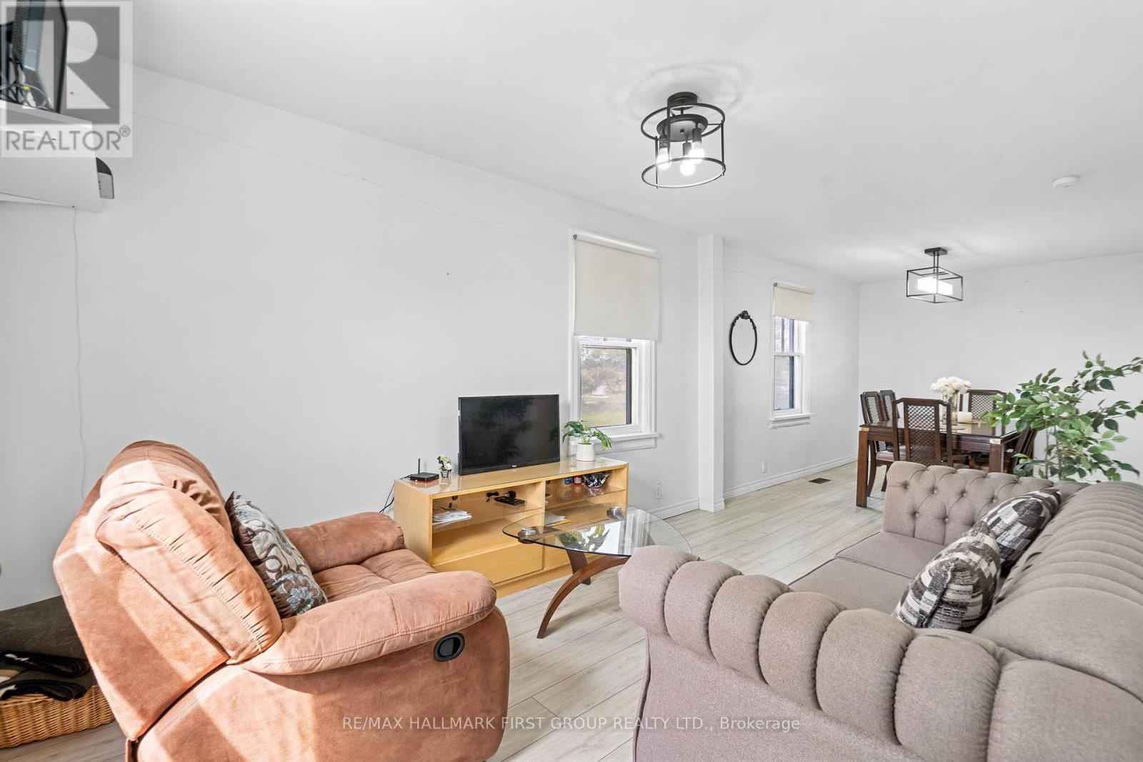 10239 Cochrane Road, Clarington, Ontario  L0B 1B0 - Photo 5 - E12154181