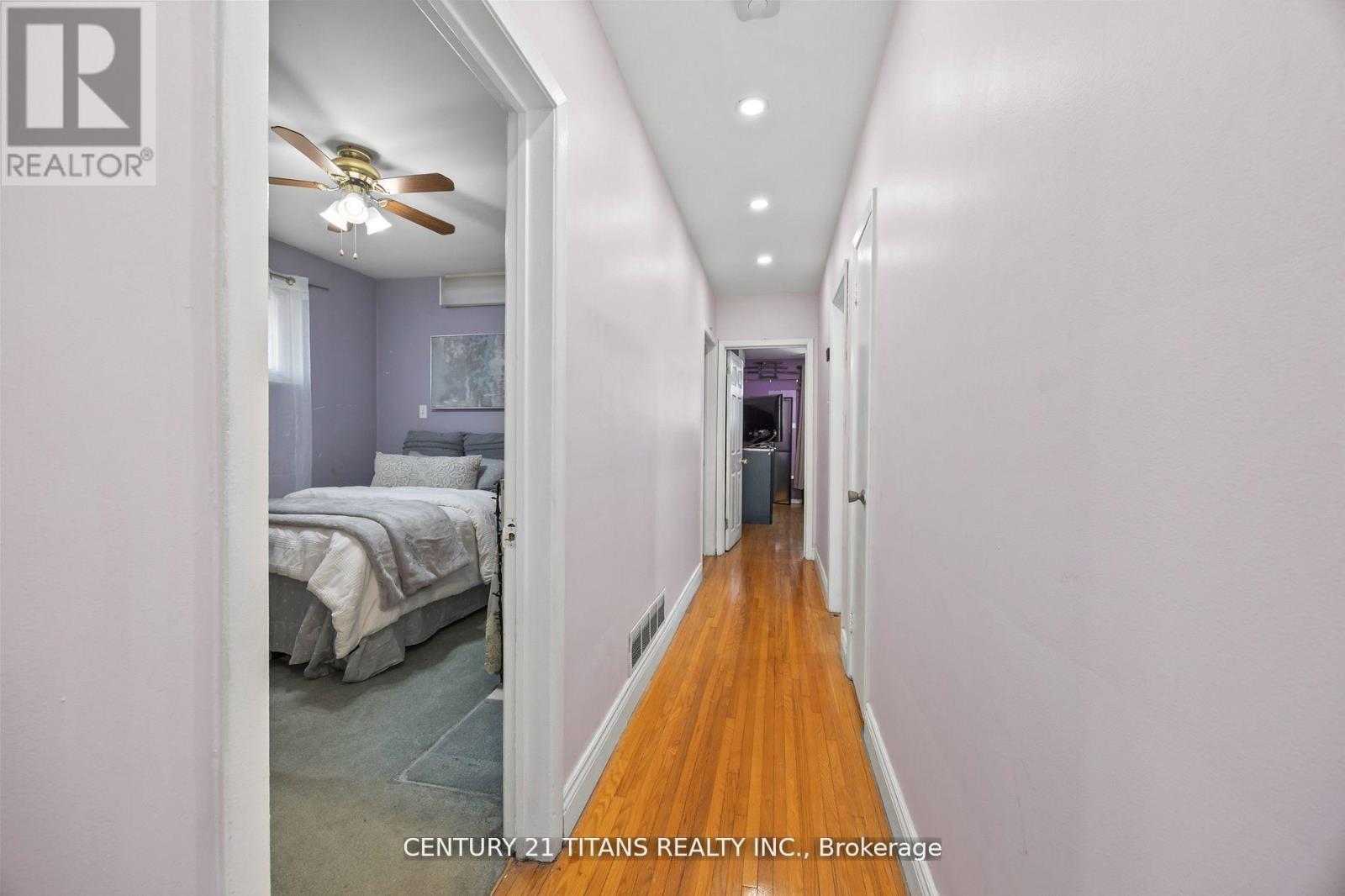 111 Dolly Varden Boulevard, Toronto, Ontario  M1H 2K7 - Photo 25 - E12154300