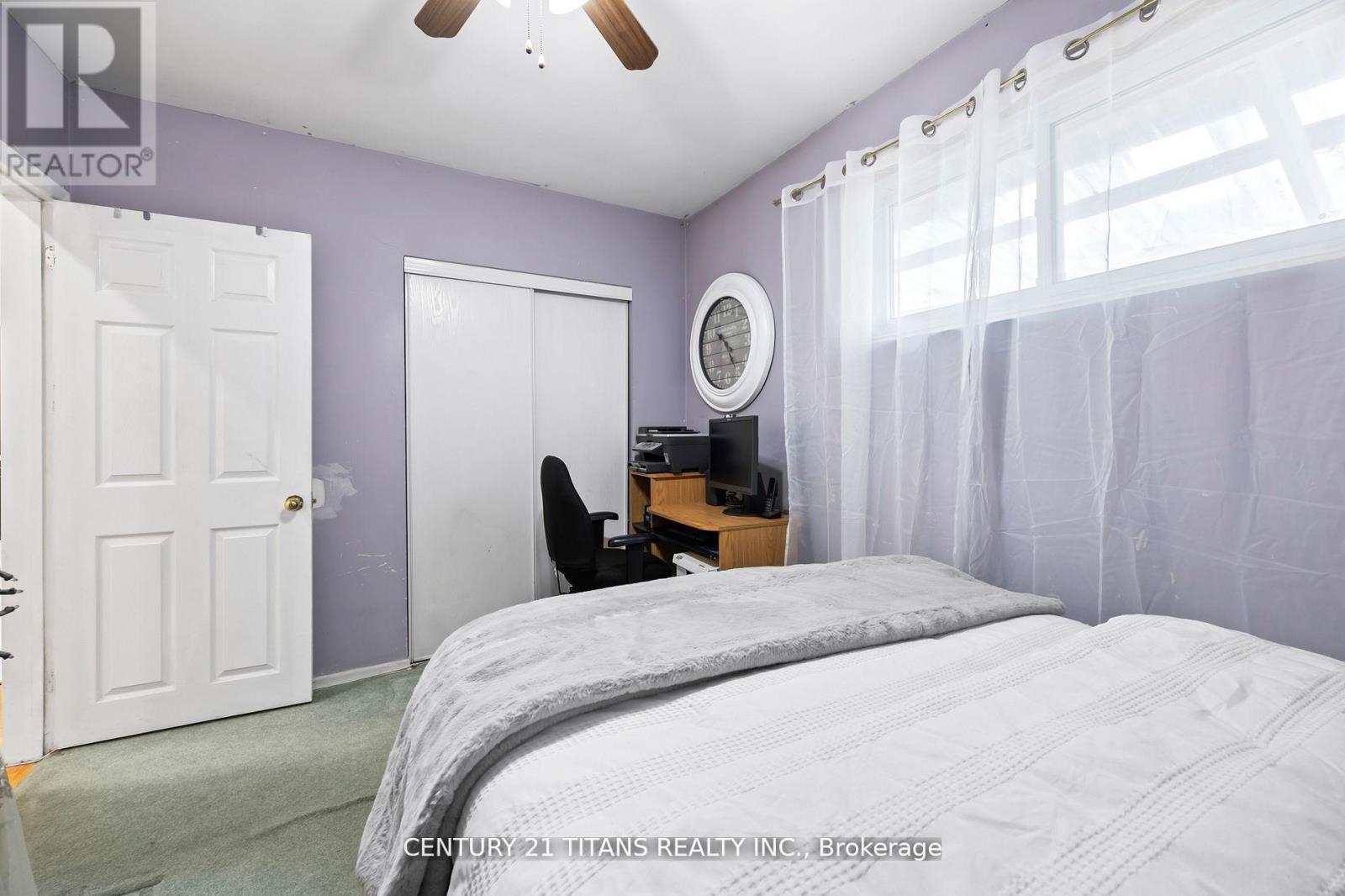 111 Dolly Varden Boulevard, Toronto, Ontario  M1H 2K7 - Photo 26 - E12154300