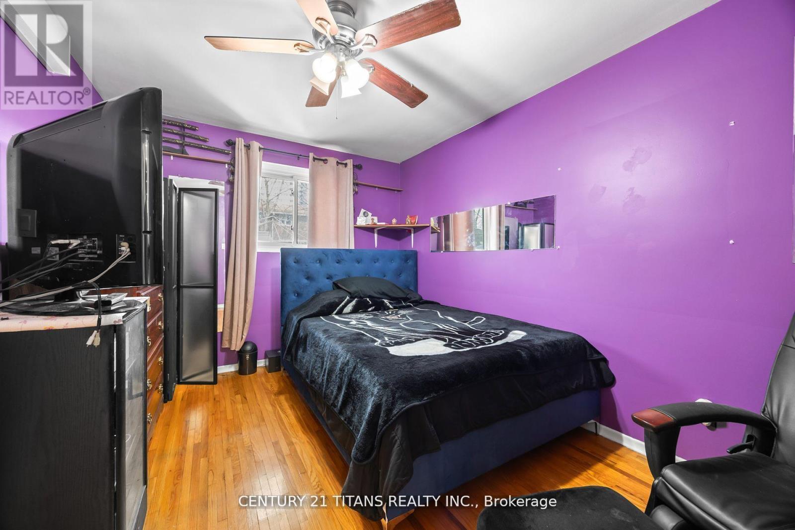 111 Dolly Varden Boulevard, Toronto, Ontario  M1H 2K7 - Photo 30 - E12154300