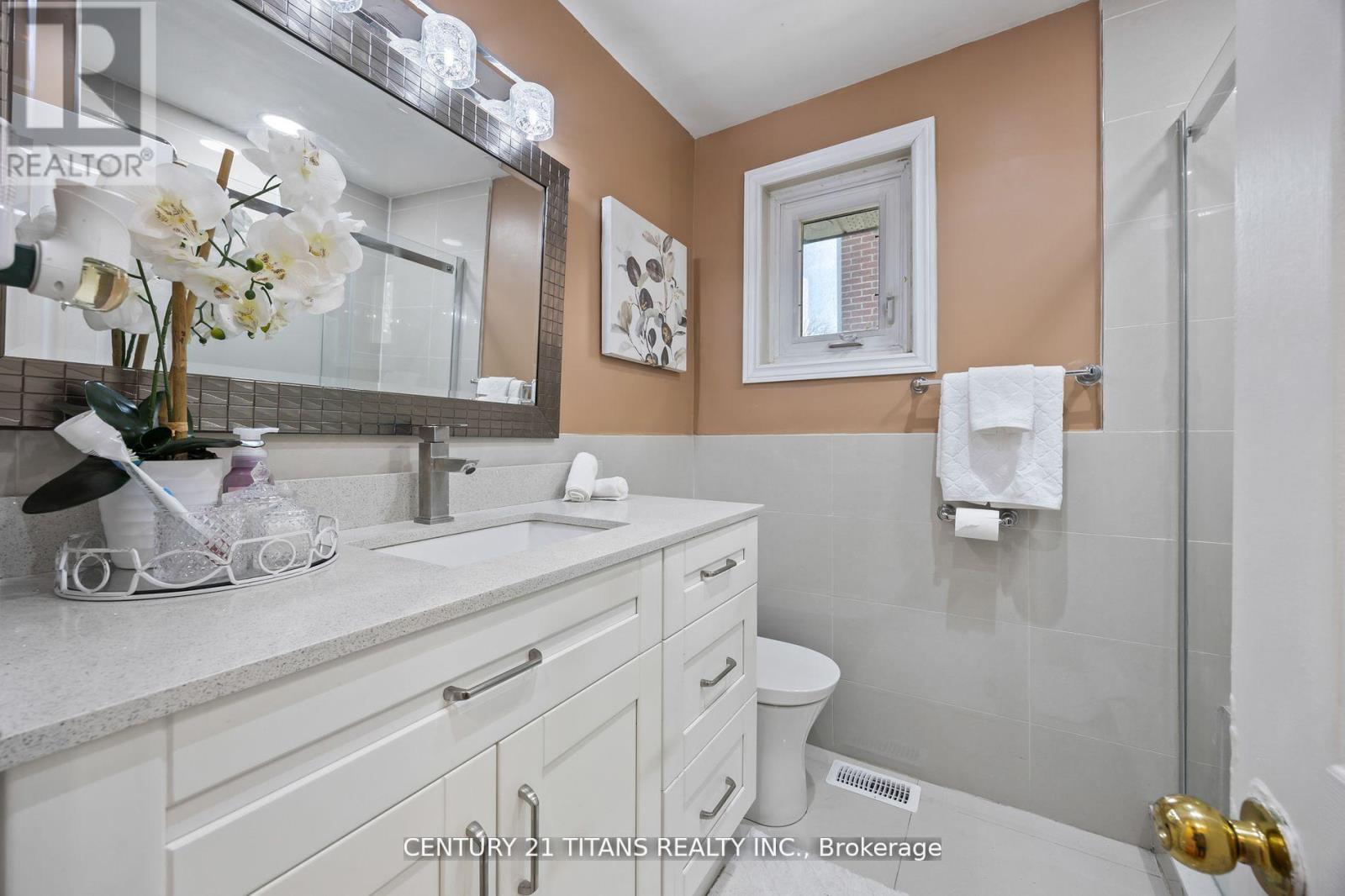111 Dolly Varden Boulevard, Toronto, Ontario  M1H 2K7 - Photo 32 - E12154300