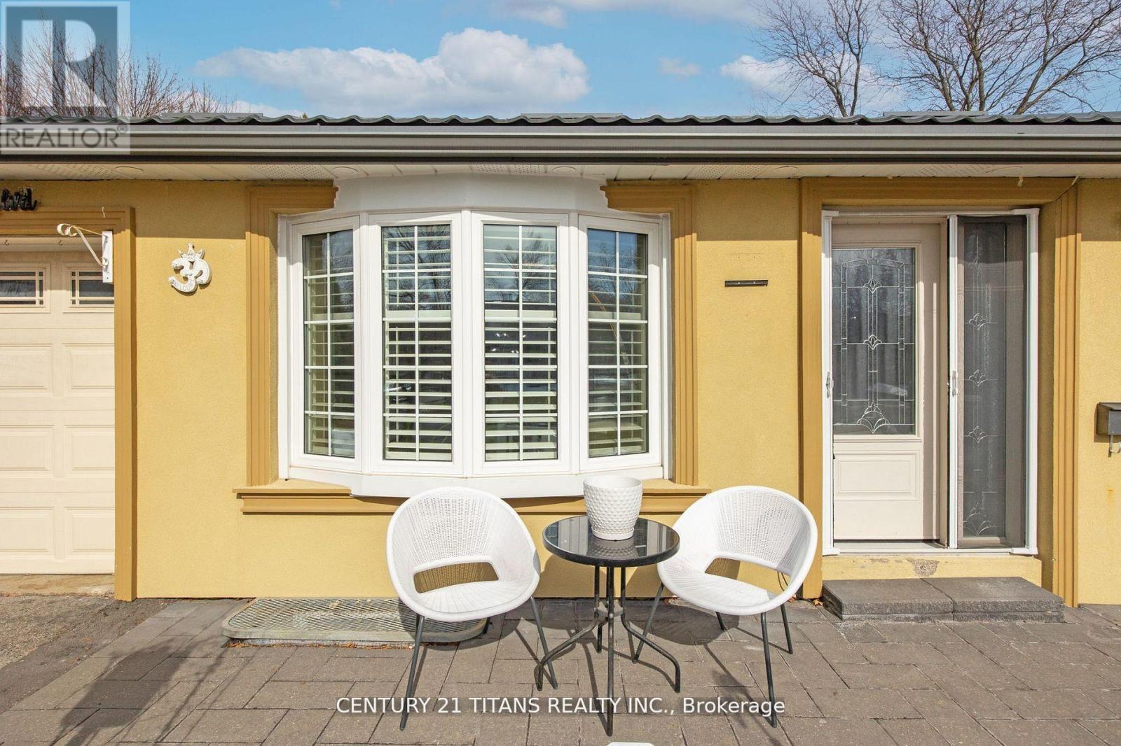 111 Dolly Varden Boulevard, Toronto, Ontario  M1H 2K7 - Photo 5 - E12154300