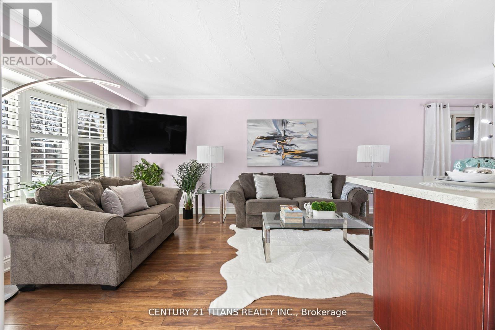 111 Dolly Varden Boulevard, Toronto, Ontario  M1H 2K7 - Photo 6 - E12154300