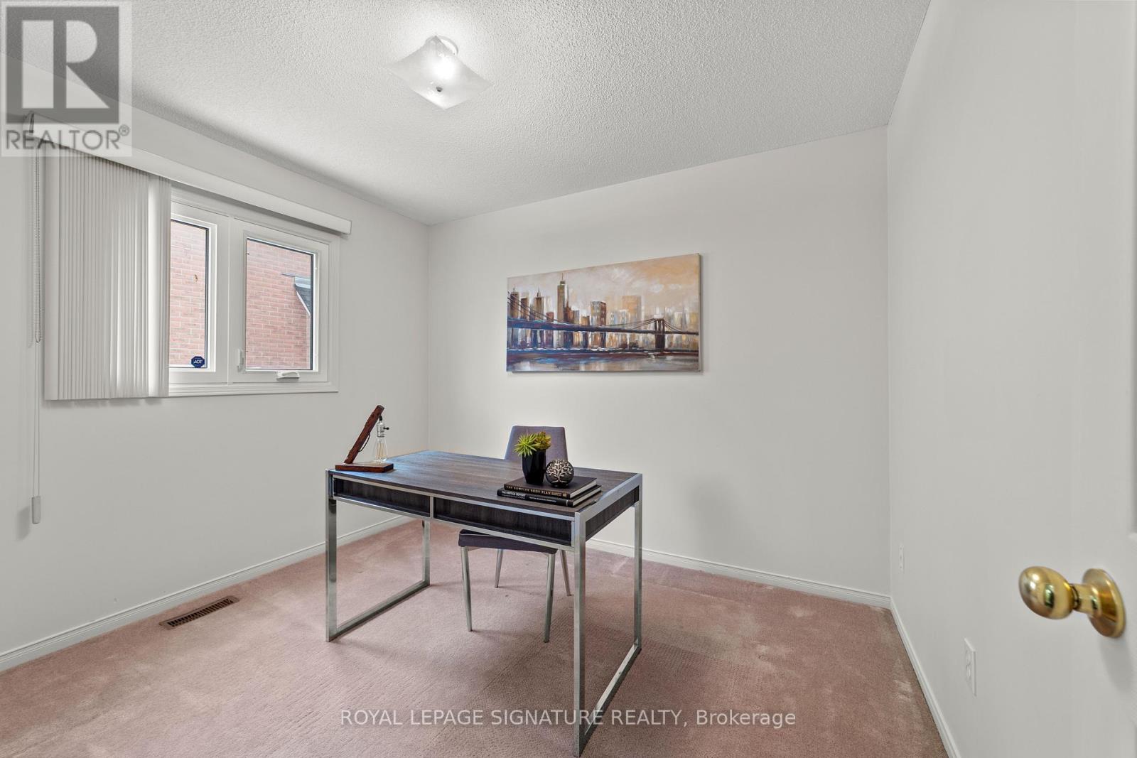 35 Valleywood Drive, Whitby, Ontario  L1R 2J6 - Photo 20 - E12154352