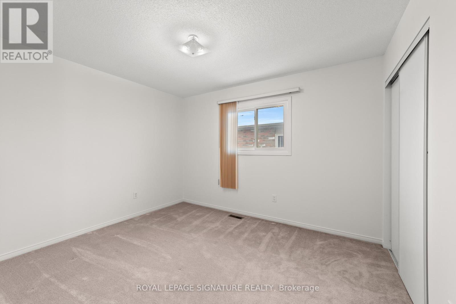 35 Valleywood Drive, Whitby, Ontario  L1R 2J6 - Photo 27 - E12154352