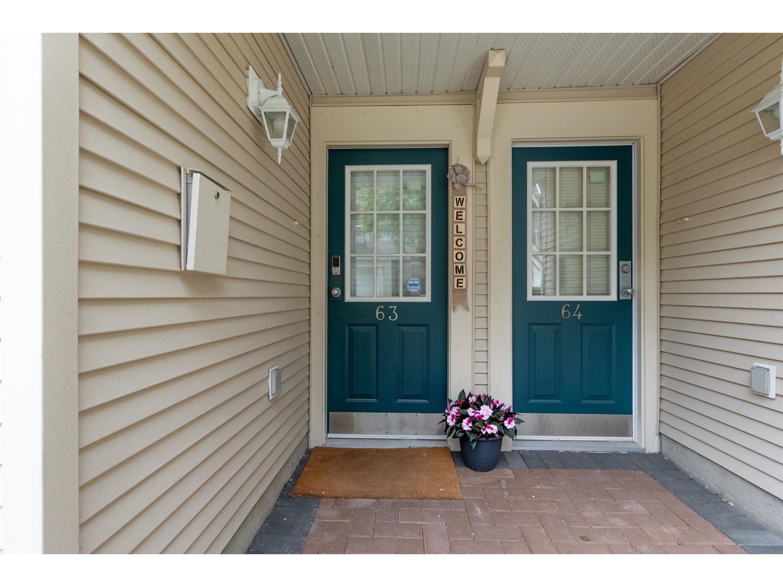 63 8844 208 Street, Langley, British Columbia  V1M 3X7 - Photo 2 - R3001600