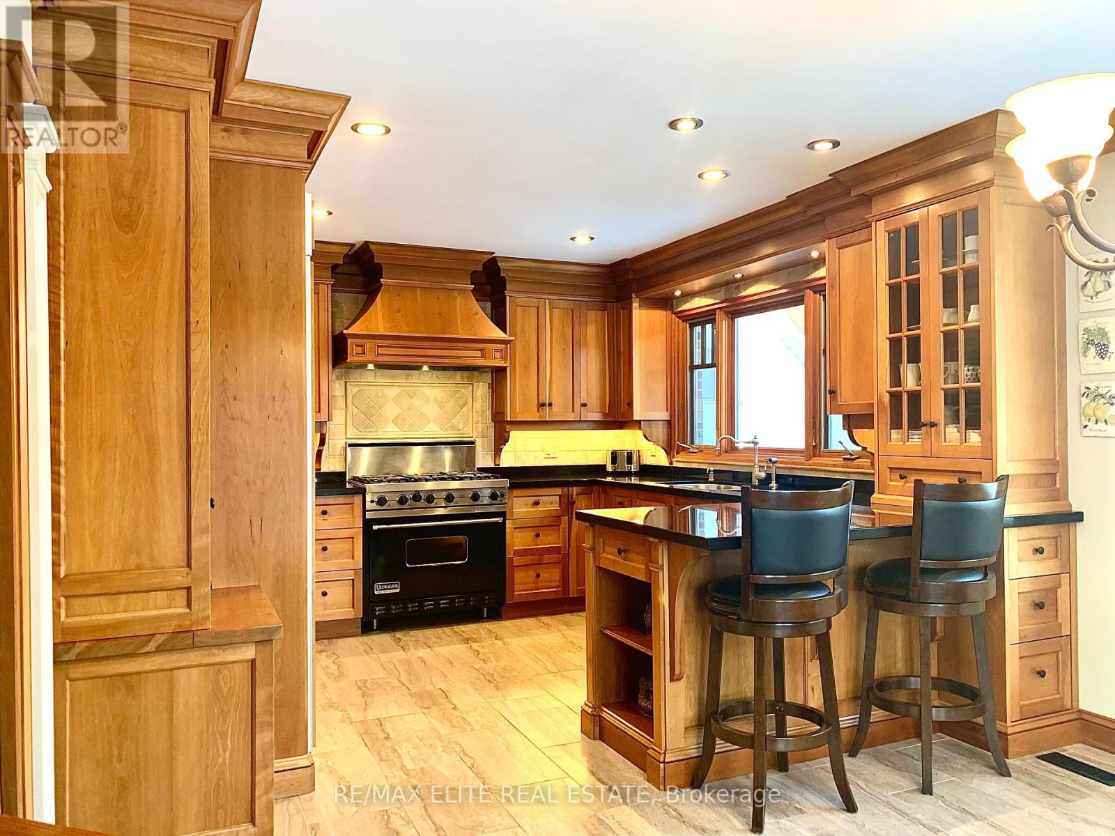 5427 Ravenshoe Road, East Gwillimbury, Ontario  L0E 1R0 - Photo 31 - N12154132