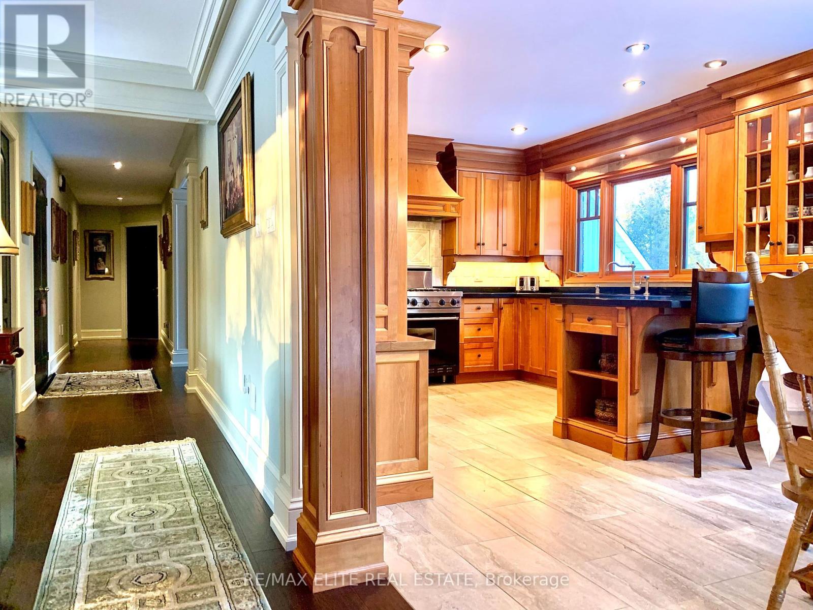 5427 Ravenshoe Road, East Gwillimbury, Ontario  L0E 1R0 - Photo 32 - N12154132