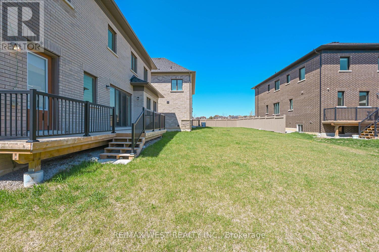 115 Ballantyne Drive, Vaughan, Ontario  L3L 0E8 - Photo 49 - N12154165