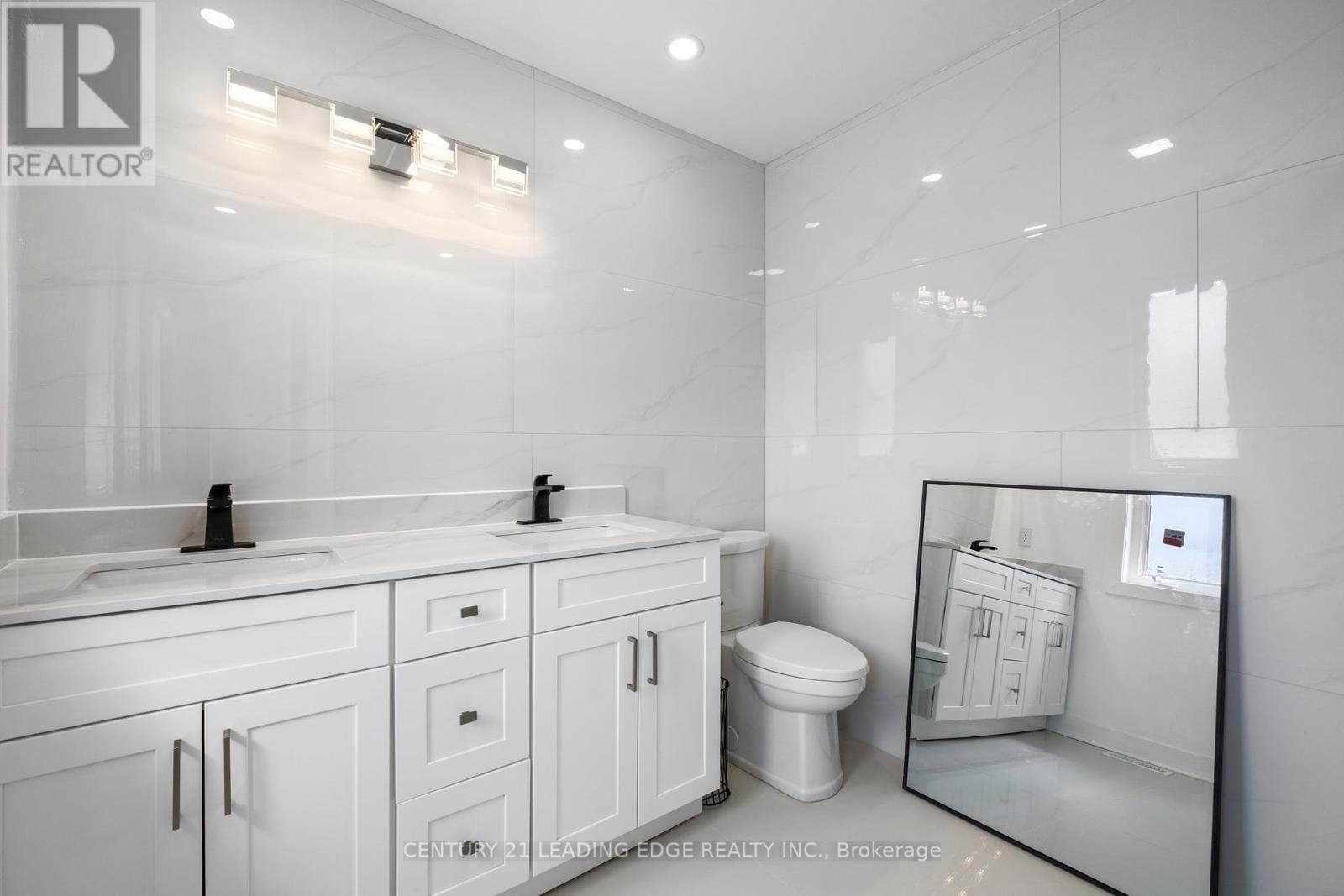 88 Bonny Meadows Drive, Aurora, Ontario  L4G 6M9 - Photo 19 - N12154183