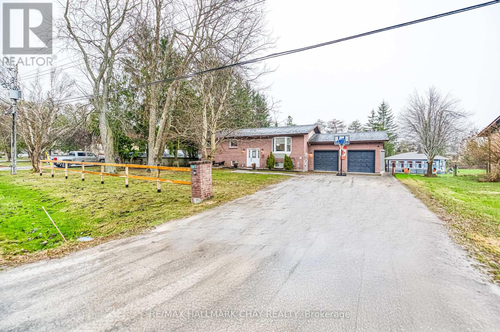 Property at 20 HOWARD AVENUE image 3