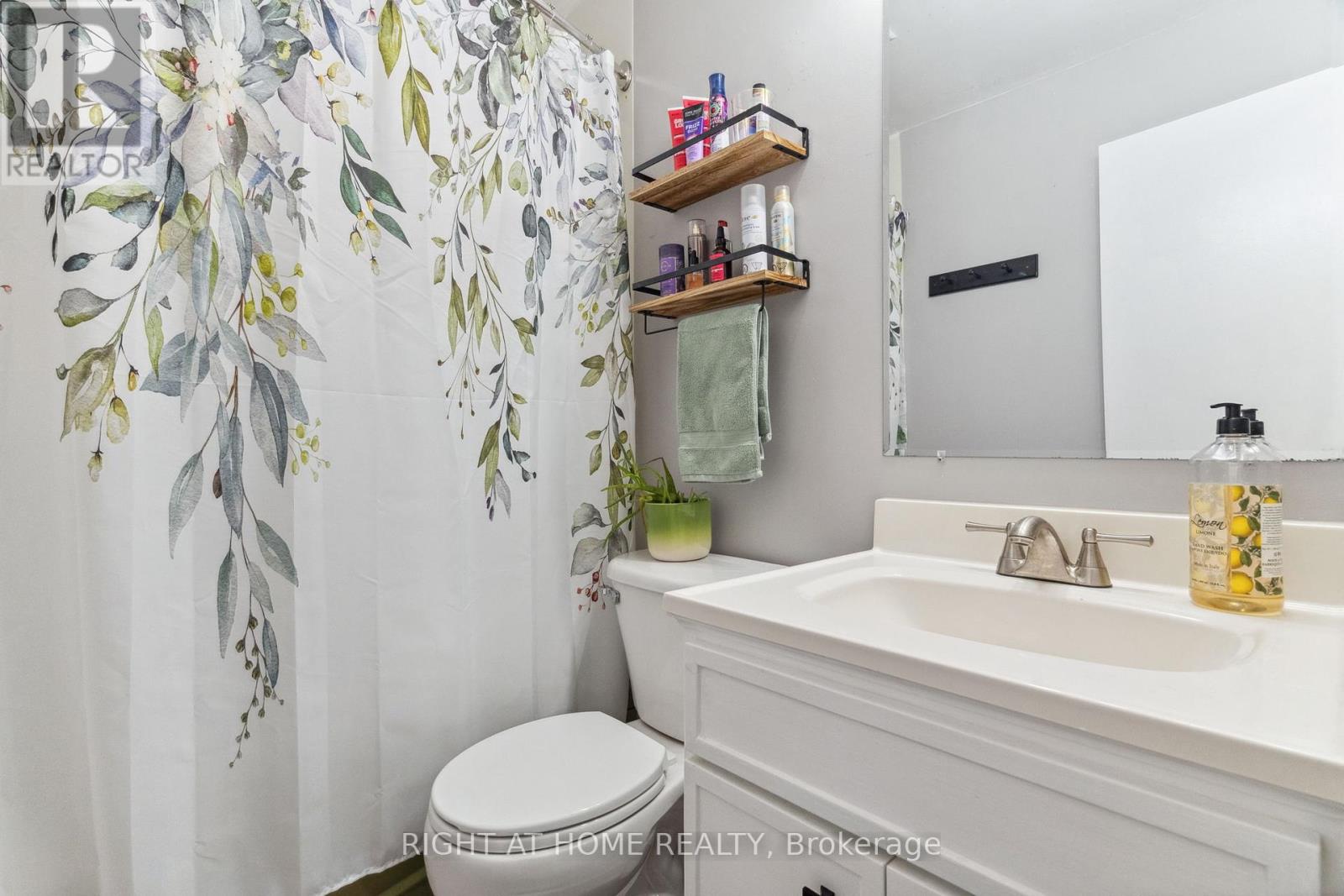 239 Cindy Lane, Essa, Ontario  L0M 1B0 - Photo 31 - N12154290