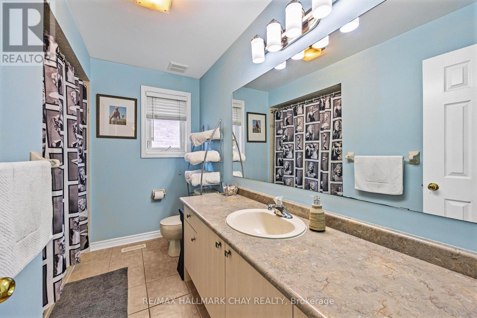 66 Penvill Trail, Barrie, Ontario  L4N 5C5 - Photo 16 - S12154305