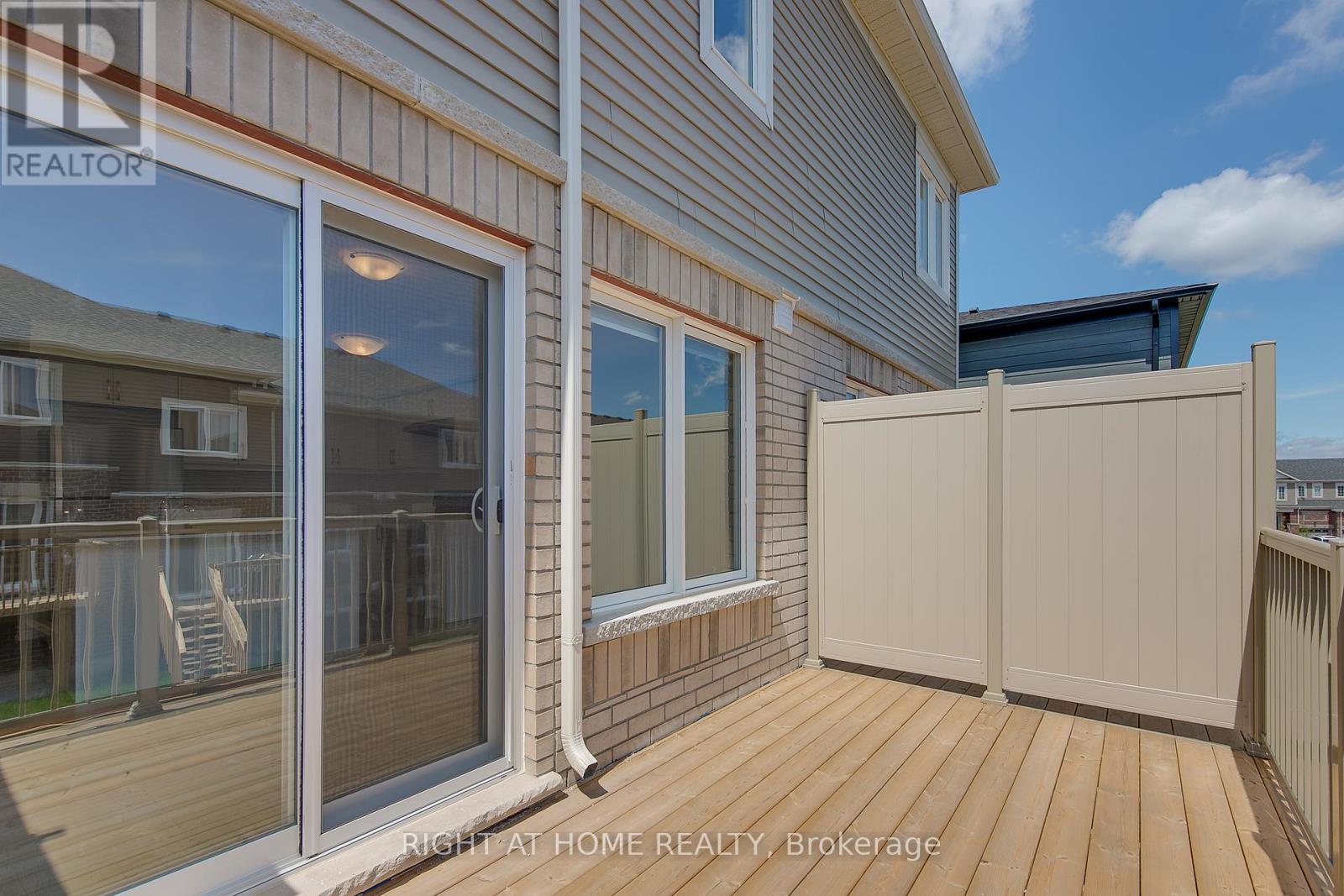 28 Wagon Lane, Barrie, Ontario  L9J 0V1 - Photo 20 - S12154322