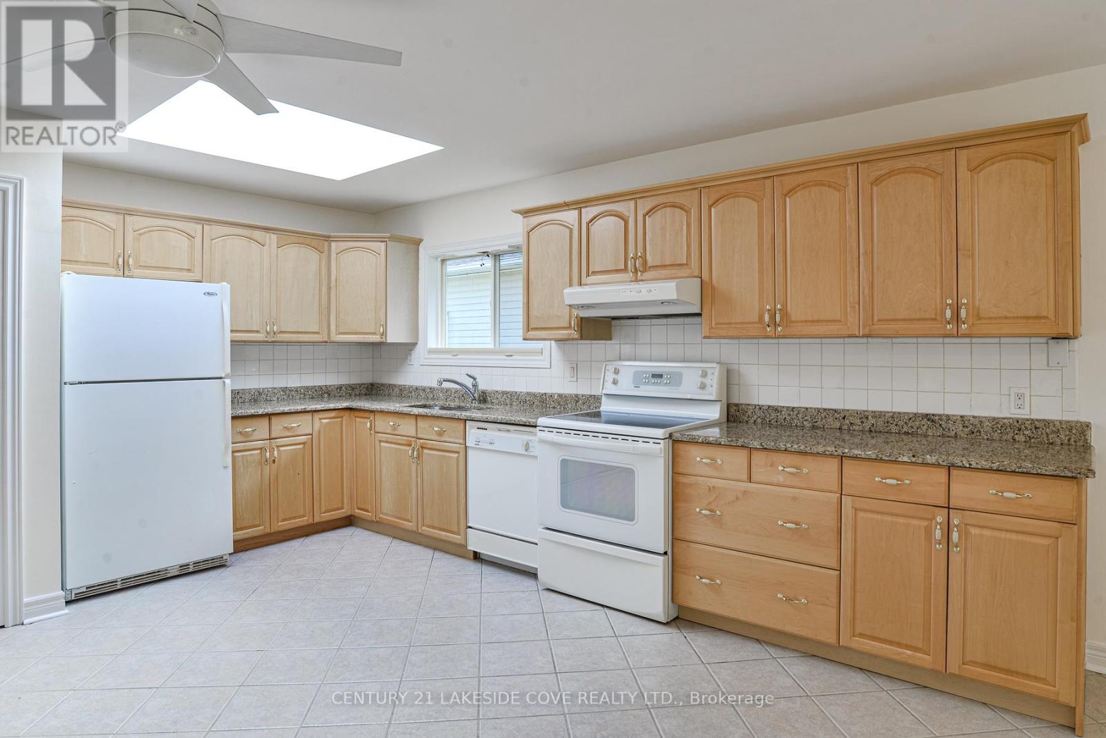 24 Turtle Path, Ramara, Ontario  L0K 1B0 - Photo 13 - S12154345