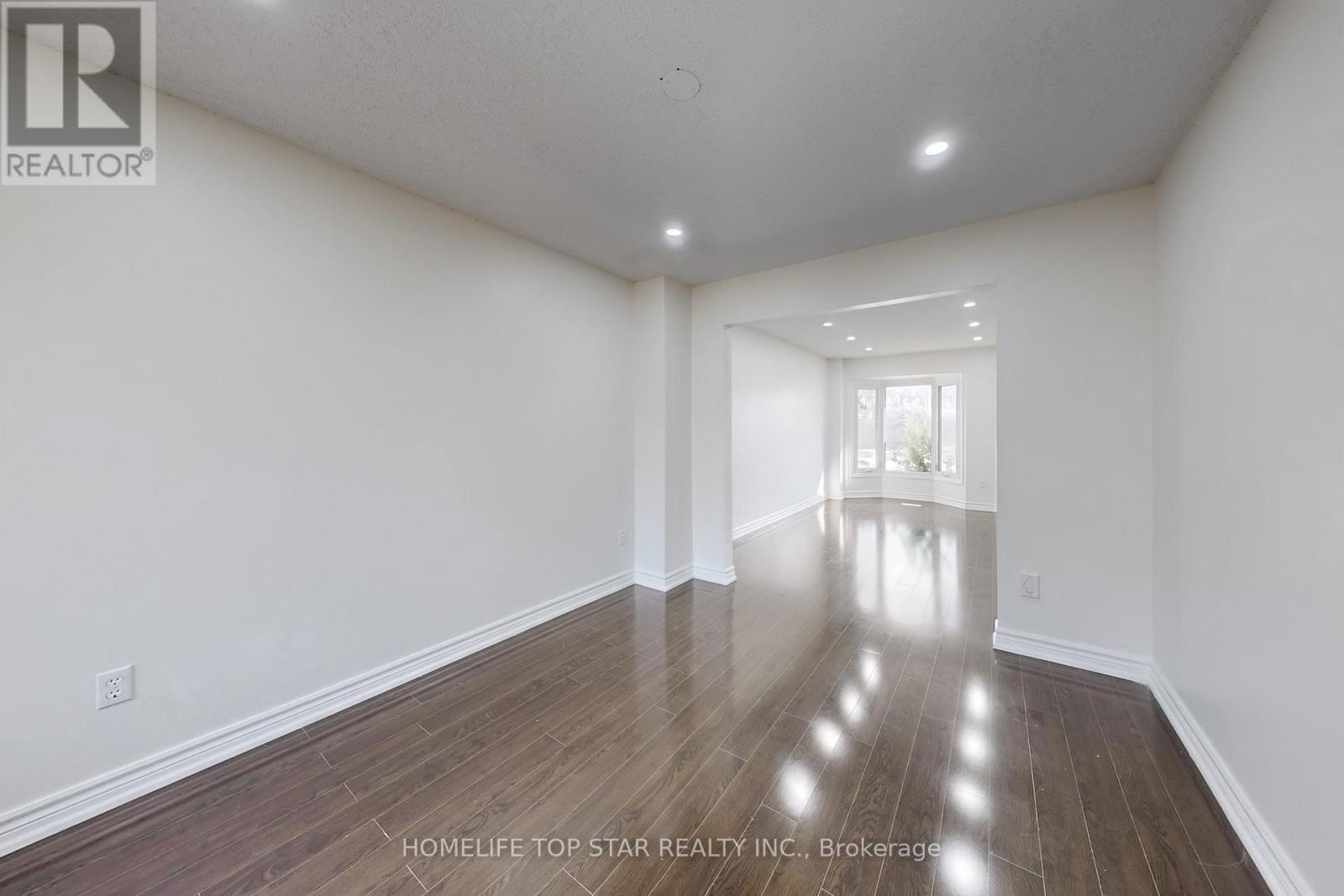 76 Burke Drive, Barrie, Ontario  L4N 7H9 - Photo 6 - S12154377
