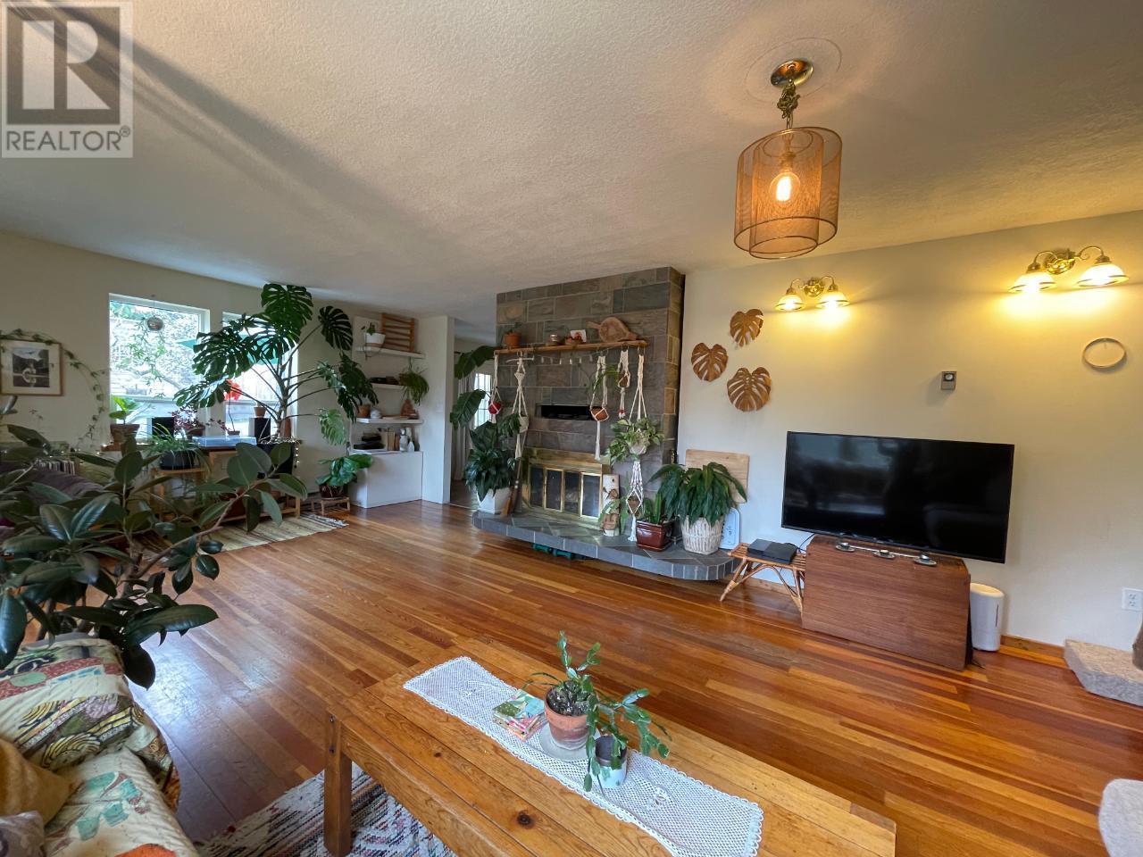 7904 Railway Avenue, Procter, British Columbia  V1L 0B7 - Photo 31 - 10330136