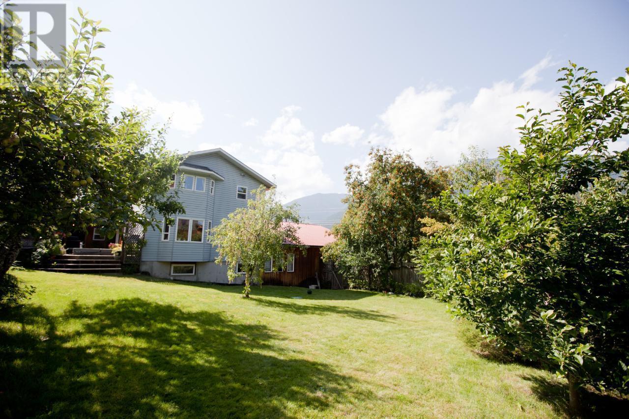 7904 Railway Avenue Avenue, Procter, British Columbia  V1L 0B7 - Photo 6 - 10330136