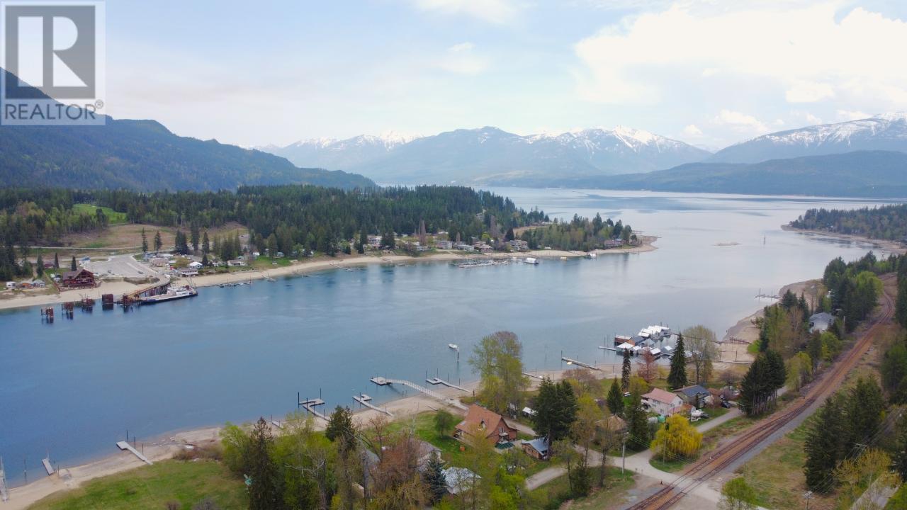 7904 Railway Avenue, Procter, British Columbia  V1L 0B7 - Photo 12 - 10330136