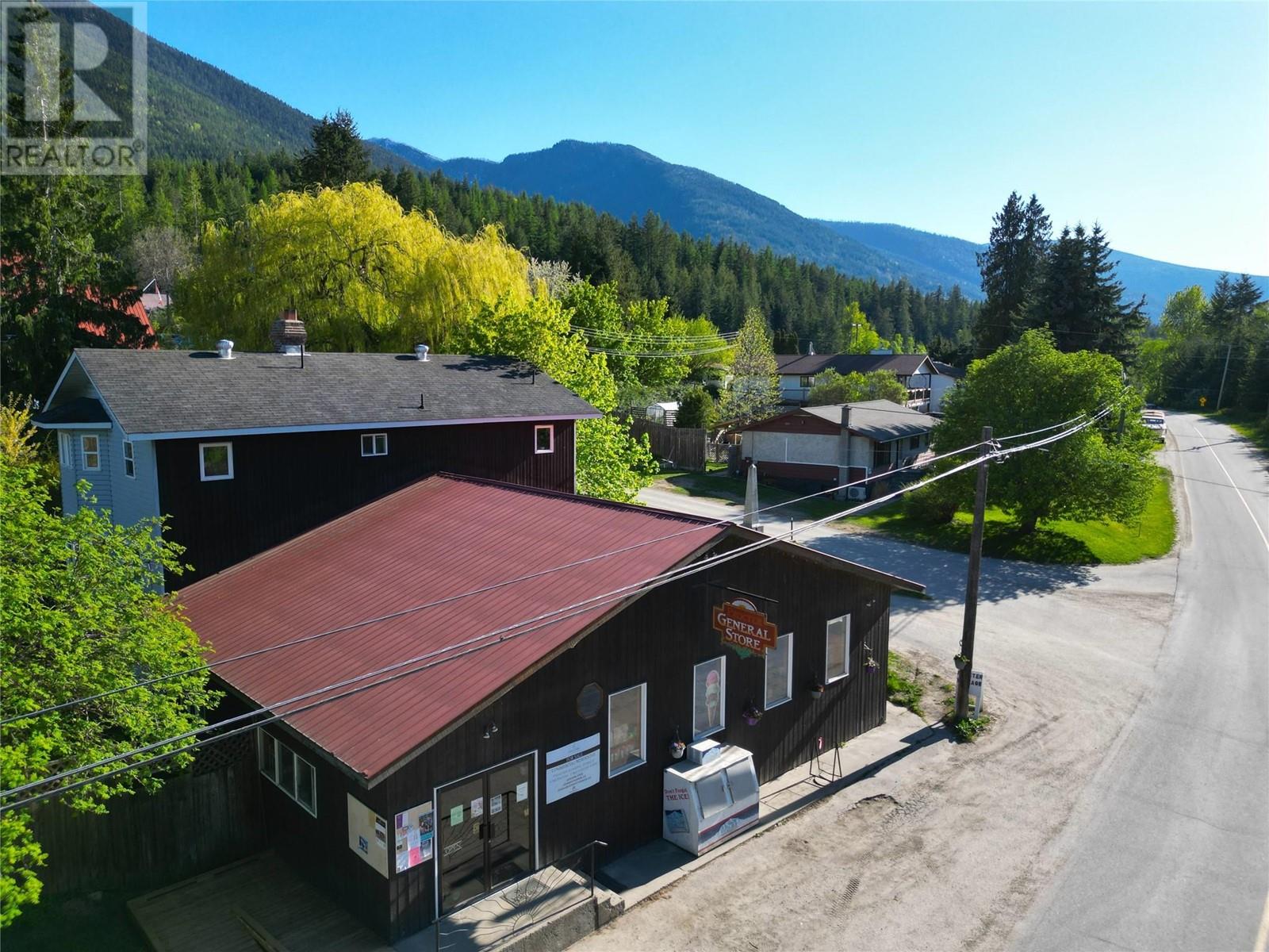 7904 Railway Avenue, Procter, British Columbia  V1L 0B7 - Photo 56 - 10330136