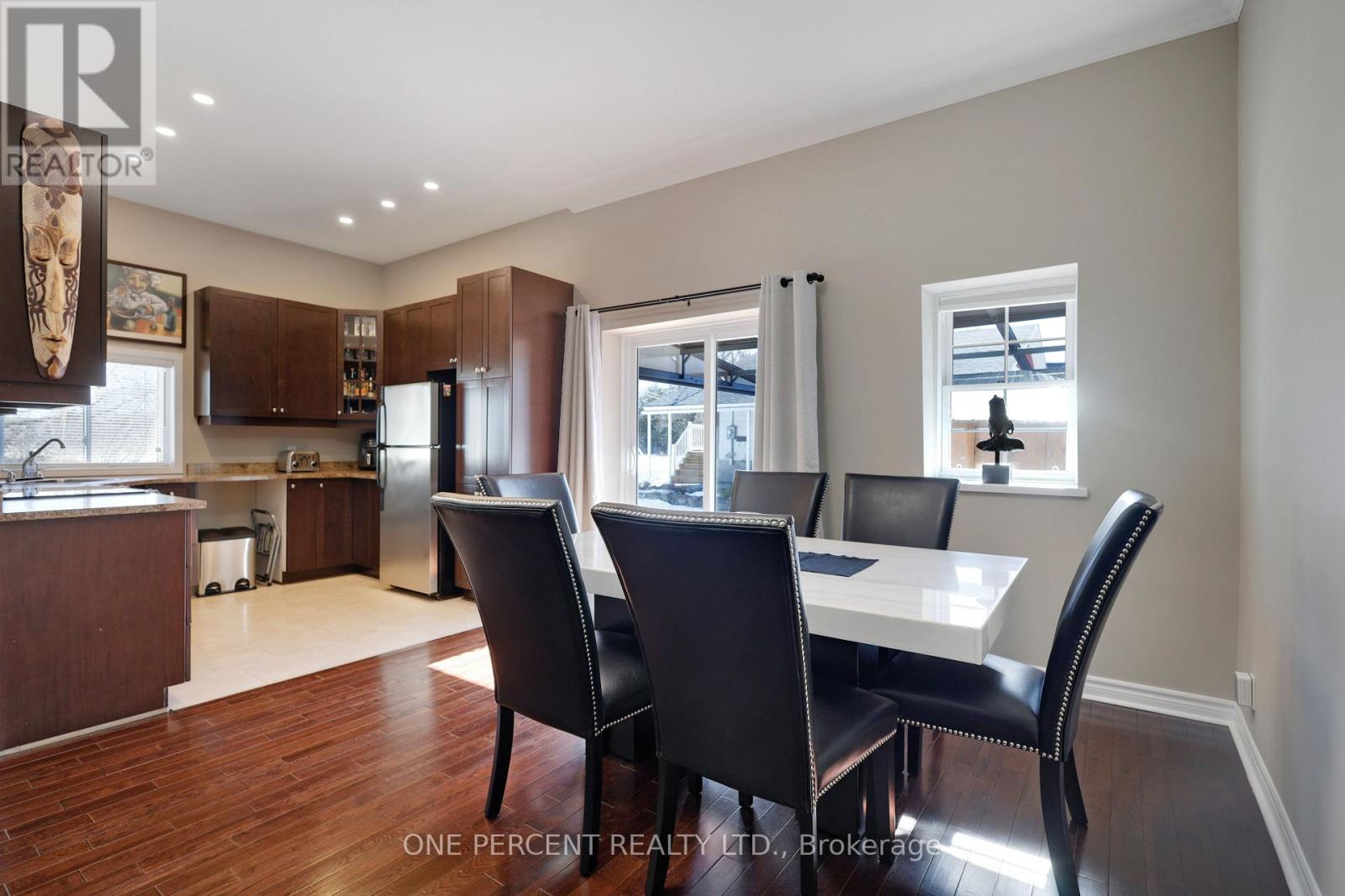 226 Mclaren Street, Carleton Place, Ontario  K7C 3K2 - Photo 11 - X12030571