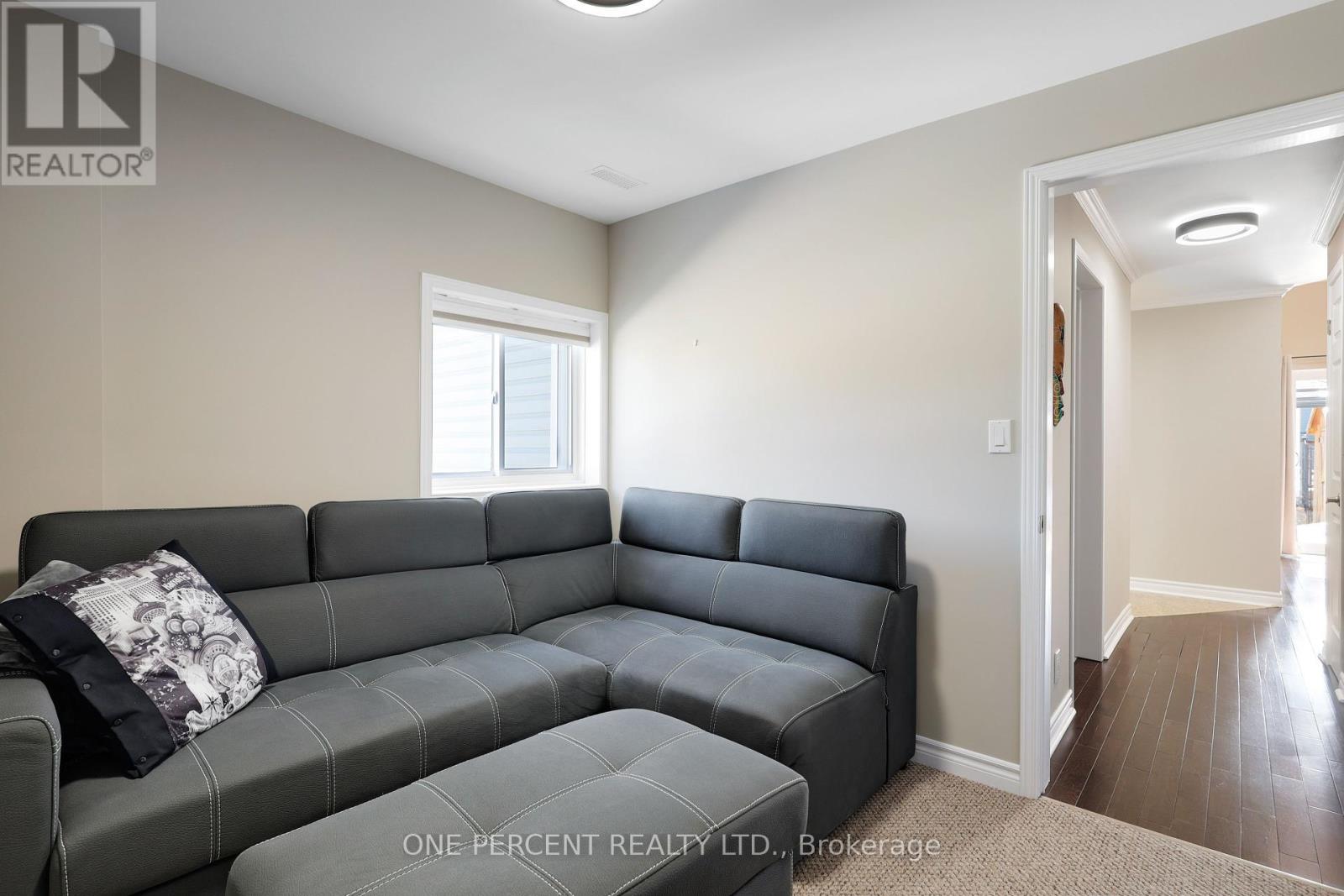 226 Mclaren Street, Carleton Place, Ontario  K7C 3K2 - Photo 25 - X12030571