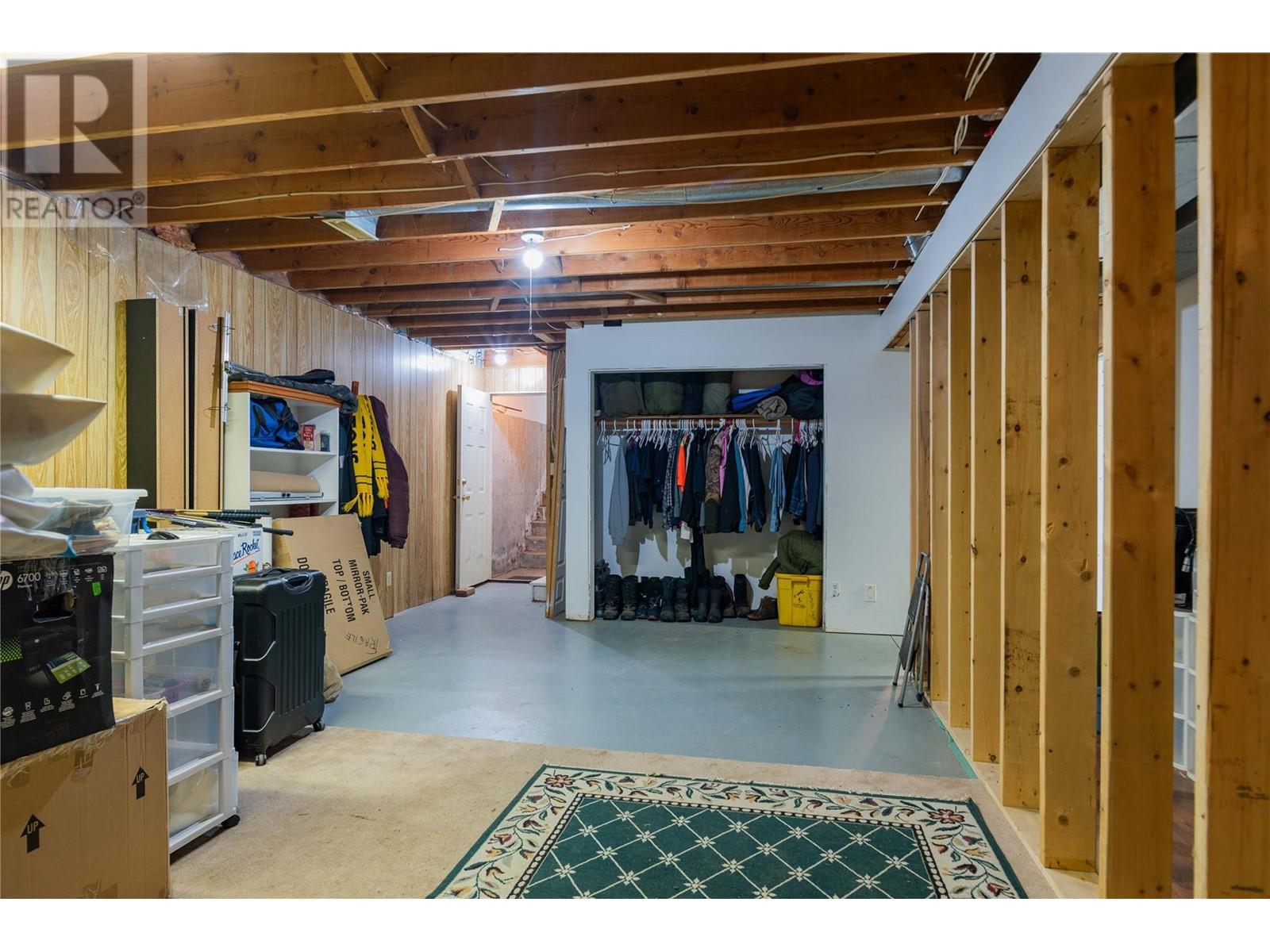 2015 Highway 3a, Castlegar, British Columbia  V1N 4N1 - Photo 35 - 10347955