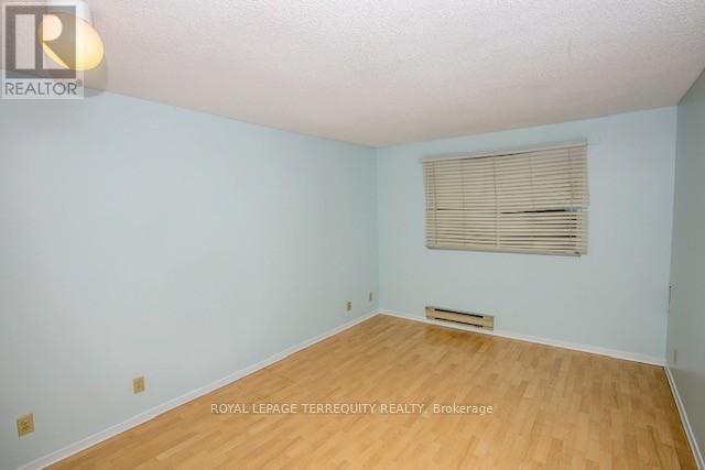208 - 1275 Cornerbrook Place, Mississauga, Ontario  L5C 3J3 - Photo 10 - W12154131
