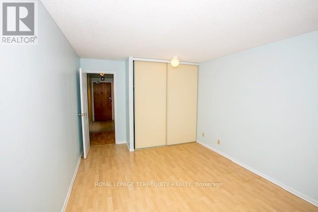 208 - 1275 Cornerbrook Place, Mississauga, Ontario  L5C 3J3 - Photo 11 - W12154131